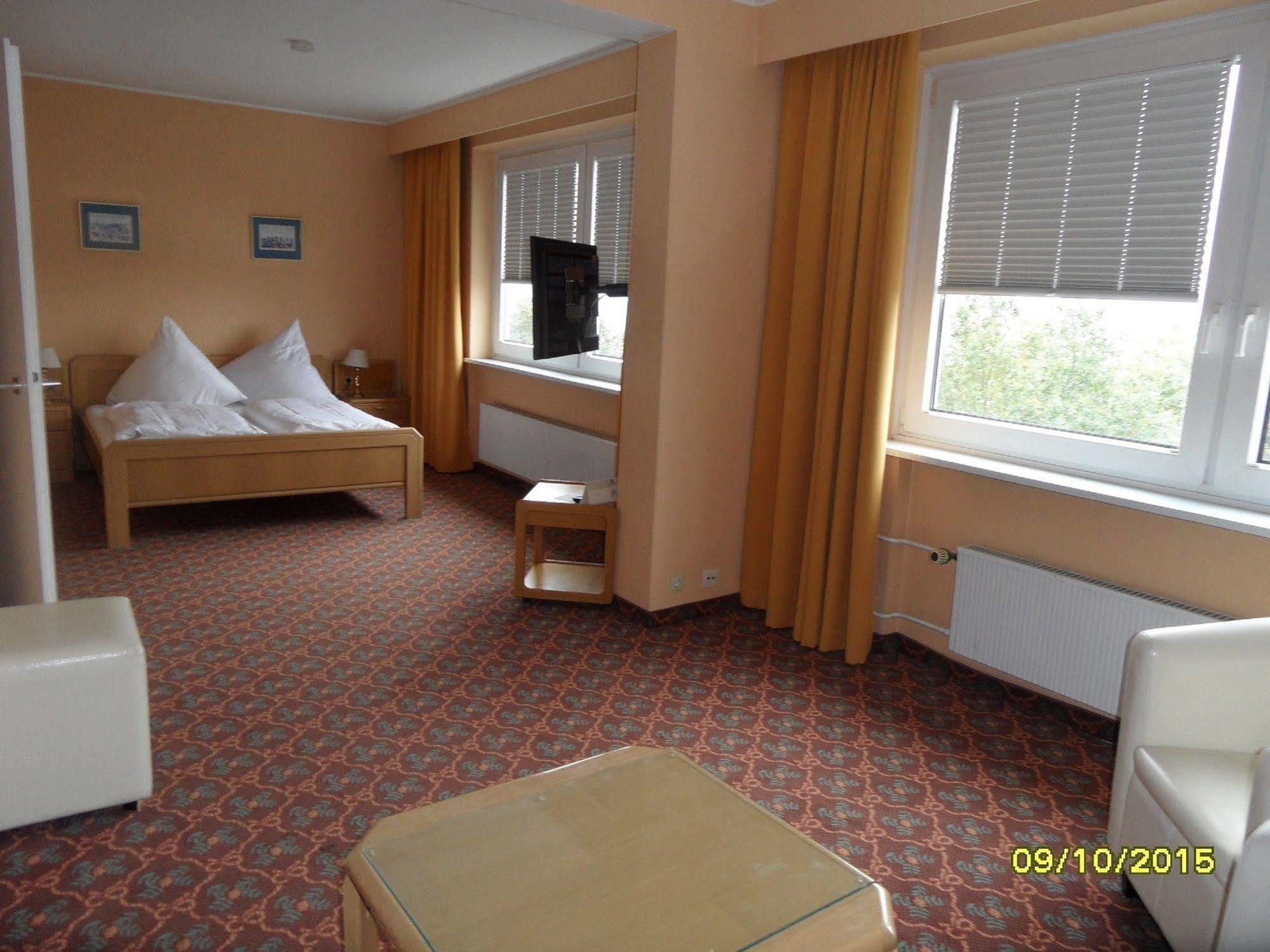 Wiking Hotel Henstedt-Ulzburg Dış mekan fotoğraf