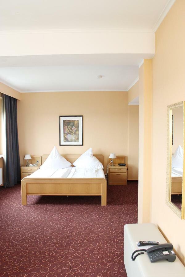 Wiking Hotel Henstedt-Ulzburg Dış mekan fotoğraf